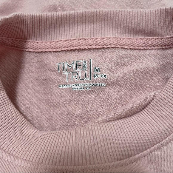 Cottagecore Coastal Cowgirl Boots Pink Sweatshirt Grannycore DIY Valentine’s Day - Picture 5 of 10